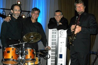 Jazz Survivors quartet Jazz Survivors from left: Bob LaMendola, Eloy Oliveros, Les Blachut, Zoltan Grof